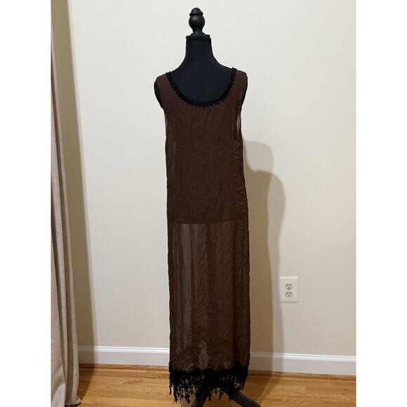 Brown sheer dress with black lace details. One size. Simple, romantic & chic - Picture 5 of 8